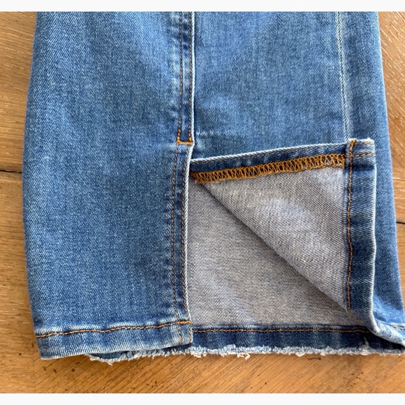 Flying Monkey Ankle Cropped Split Hem Jeans Size 30 - Picture 3 of 5